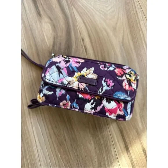 Vera Bradley RFID All In One Crossbody Wristlet in Indiana Rose Quilted Floral - Picture 11 of 11